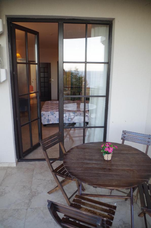Beautiful 1St-Line Seaview Private Appartement In The Cliff Resort Obzor Exterior photo